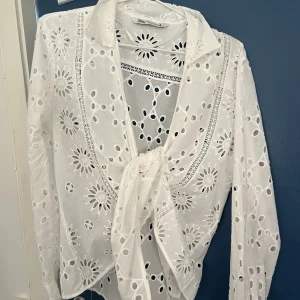 Skjorta - Skjorta ifrån zara, aldrig använd