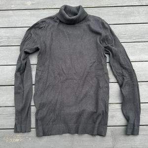 Tröja - Tröja i trurtleneck 🖤