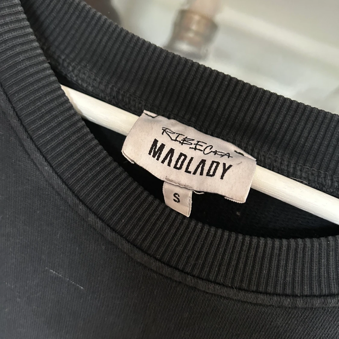 Sweatshirts x RIBECKA  - 90