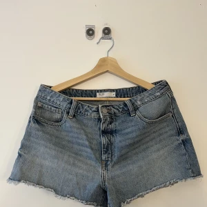 Shorts - Fina shorts i bra skick från New yorker, knappt använda🌸