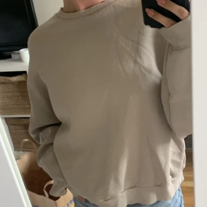 Sweatshirt  - Sweatshirt 