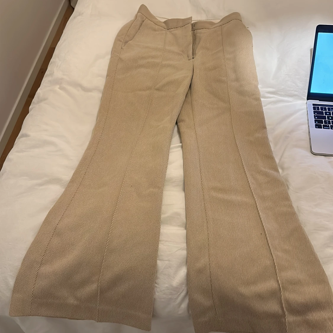 Kostymbyxor H&M!💗