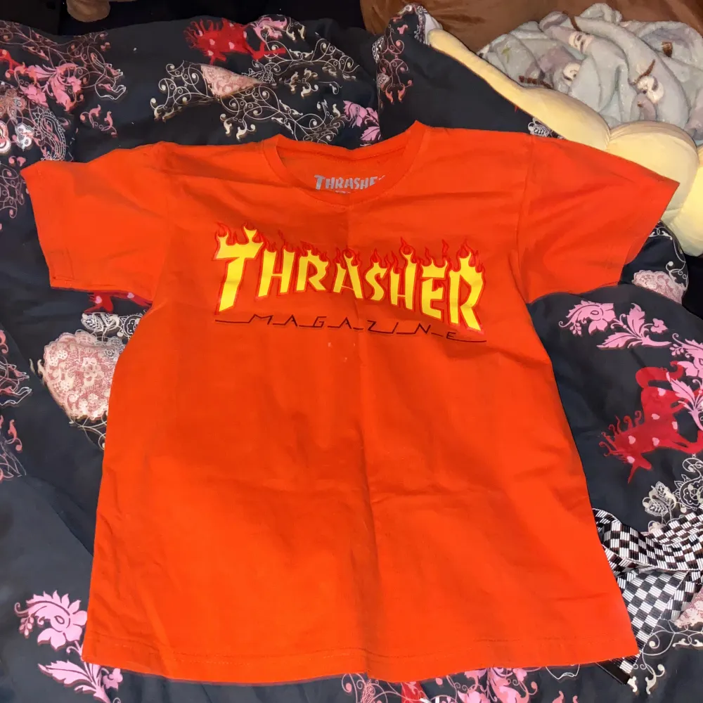 Trasher T-shirt använd 2 ggr typ . T-shirts.