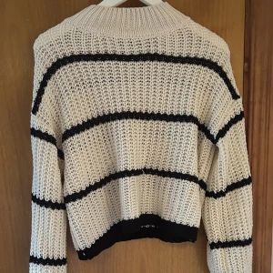 Tröja - Knappt använd