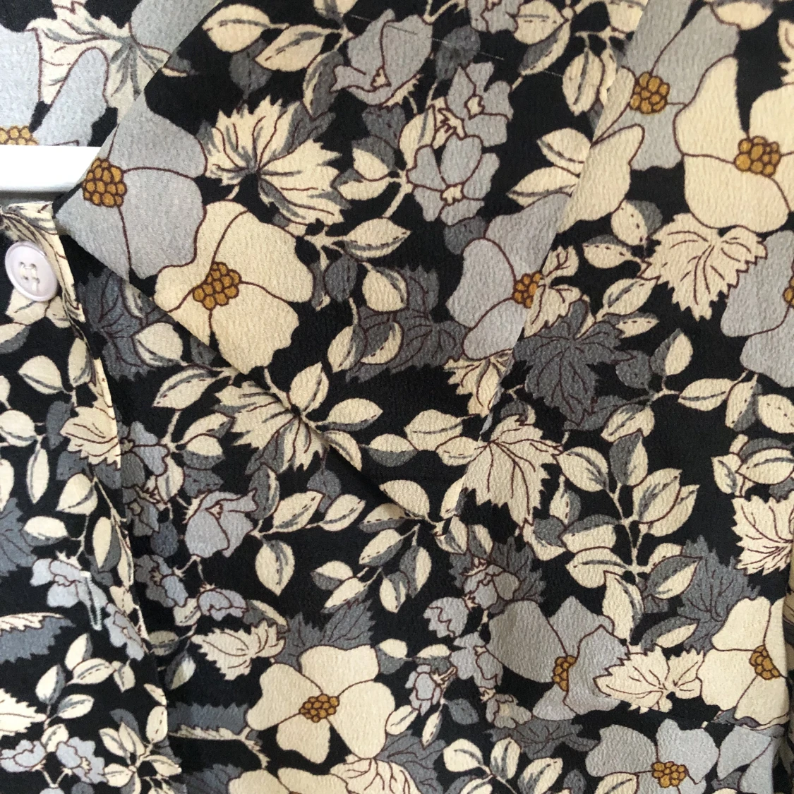 Blommig retro blus - 90