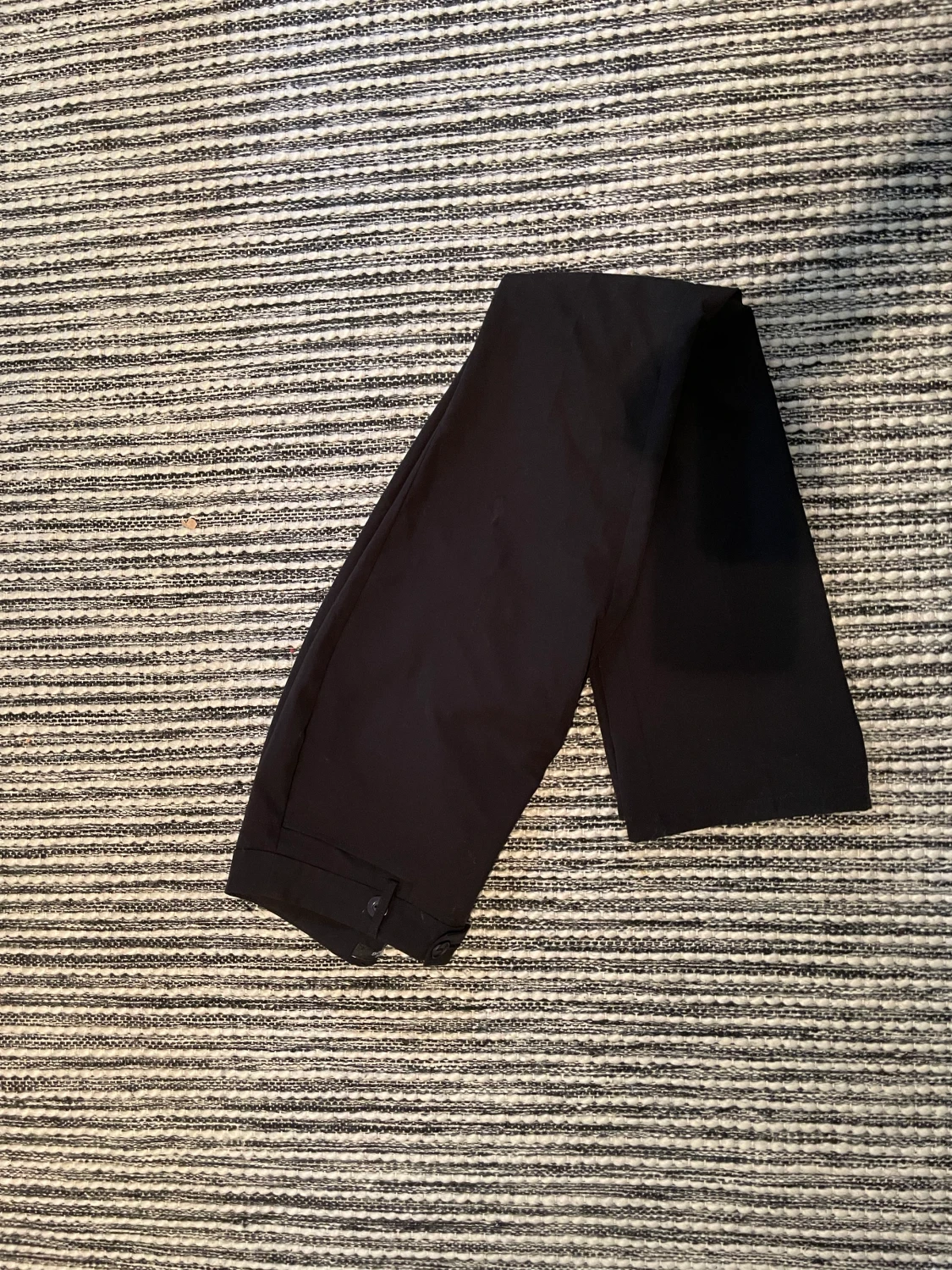 Svarta kostymbyxor  - 90