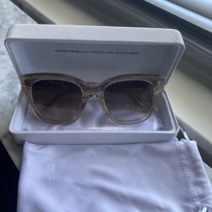 Chimis  - Säljer mina chimi 07 i färgen ecru då jag inte gillar hur de sitter på mig. De är använda enstaka gånger och är i nyskick⭐️💕 