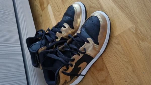 Nike Jordan  - Fina skor  Använd bara ett par gånger Köpte fel storlek Ny pris 1500