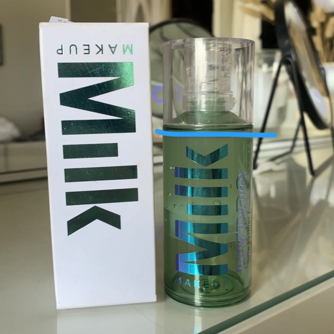 Milk hydro grip primer  - 90