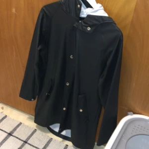 Regnjacka - Typ ny Inga fel