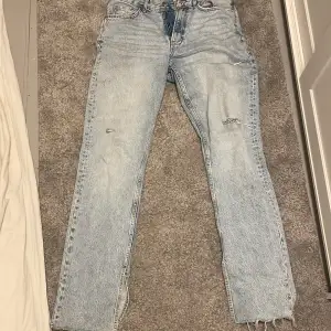 Ett par nya jeans från Gina i strl 38🤙🏻