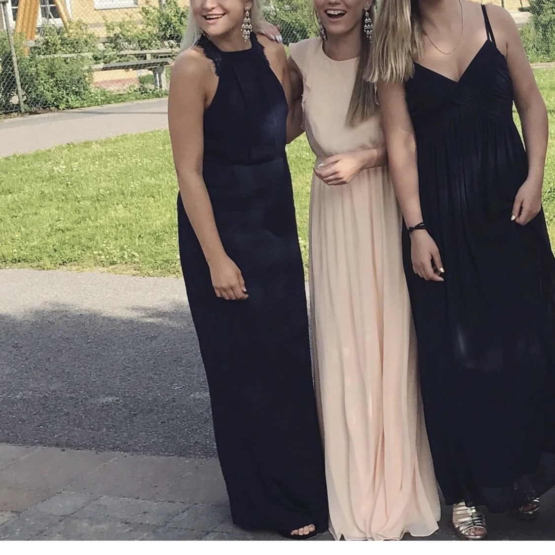 Marinblå spets balklänning - 91