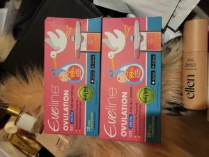 Ägglossningstest och graviditetstest  - Oanvända de som blev över till salu 11 eveline (kräver app för att följa din cykel) 6 st i andra  10 rfsu graviditetstest  27 babyplan ägglossningstest  21 tidiga gravtest babyplan 3 stavar graviditetstest babyplan Oöppnad ägglossningspaket från apoteket 