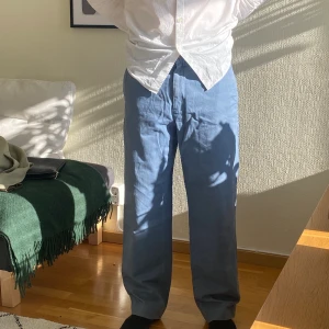 Ralph Lauren byxor - Ett par chino liknande byxor. Jätte bra skick Passar nån som är runt 178cm S/M herrstorlek. 