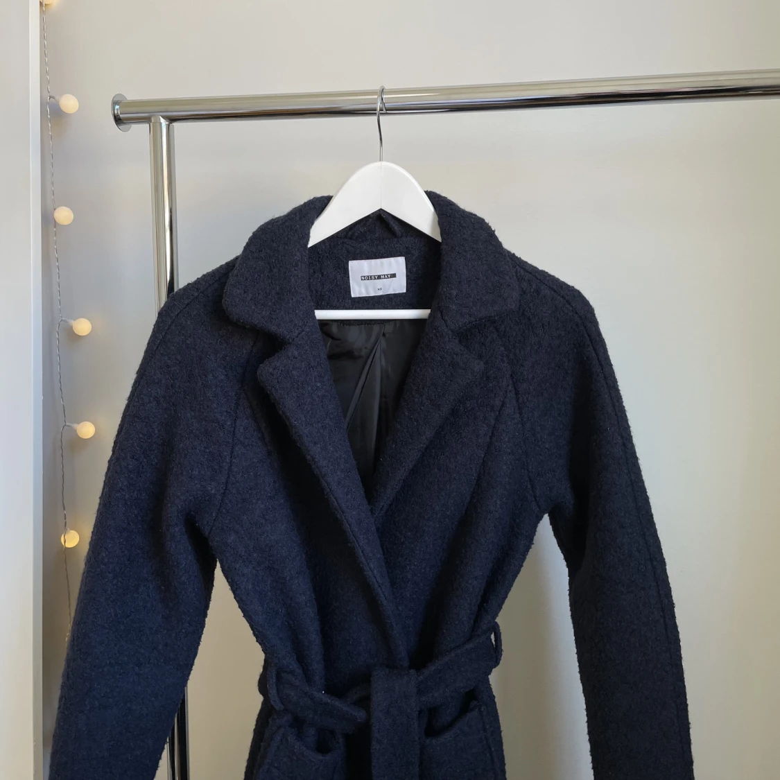 Härlig marinblå kappa