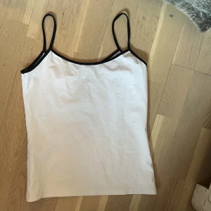 Linne - Snyggt vitt linne!💓