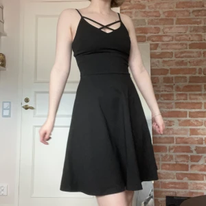 fin svart klänning - Nyskick, använd ett fåtal gånger