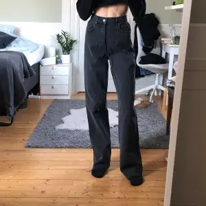 Jeans från zara. Helt nya