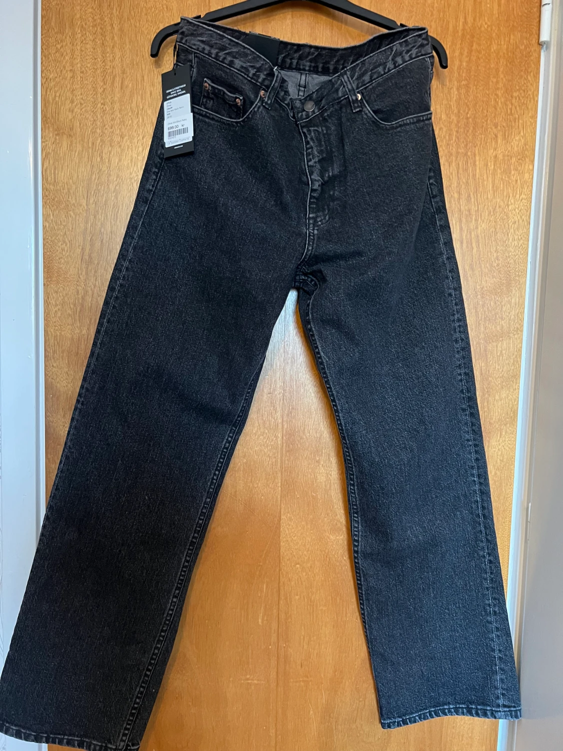 Relaxed/ WIDE STRAIGHT