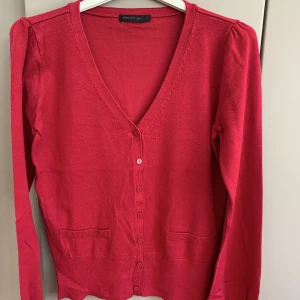Cardigan Mq - Rosa kofta från Mq  St S 