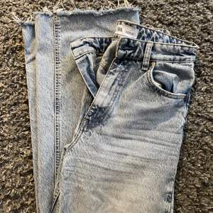 Jeans från zara, storlek 36 i fint skick 
