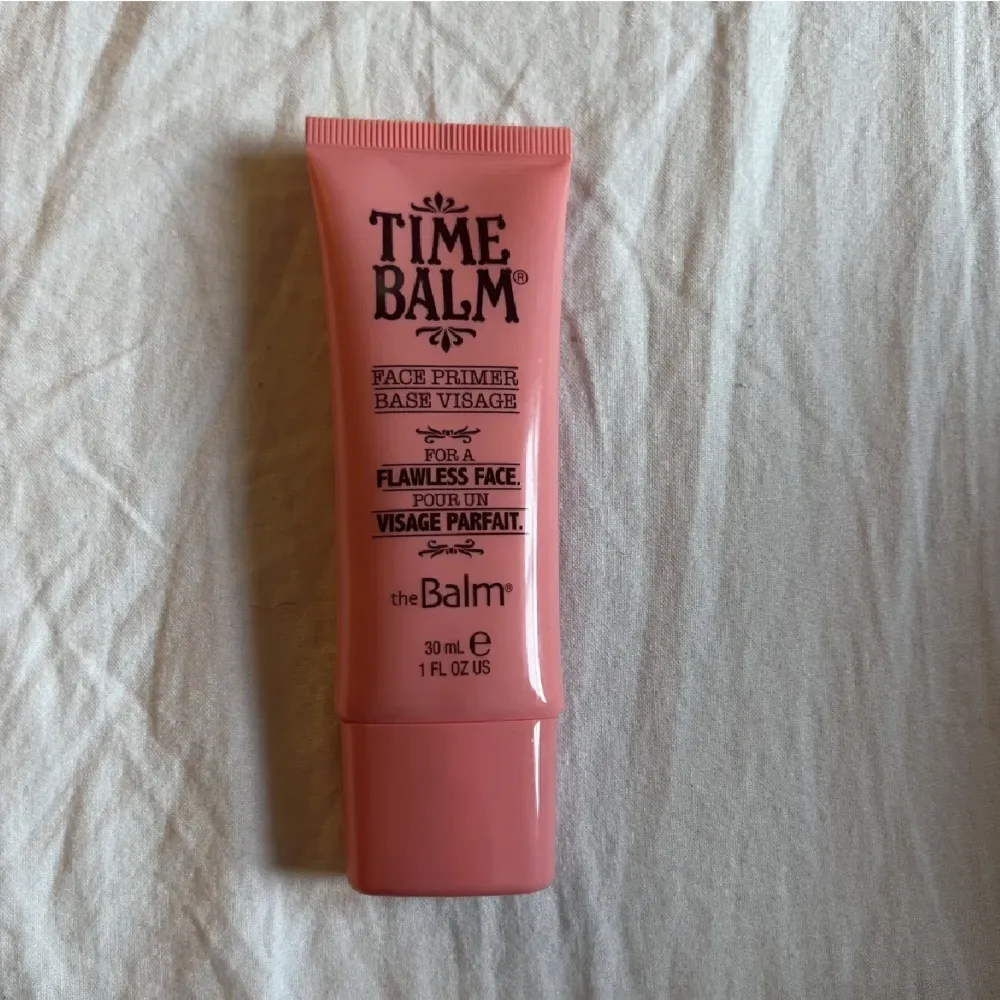 The balm primer 💞 bara testat på en gång, använder en annan det är därför jag säljer denna ❗️. Accessoarer.