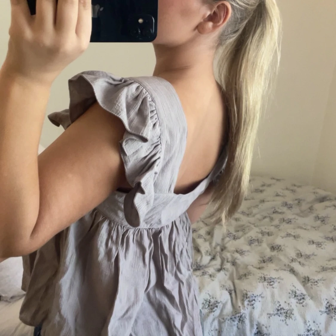 Grå/beige blus från Zara - 90