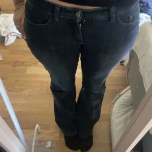 Jeans  - Sjukt snygga jeans köpta second hand 