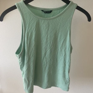 Topp - Grön fin topp❤️