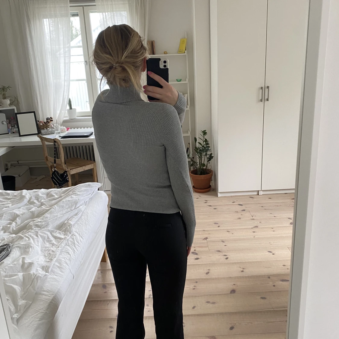 Grå polotröja - 90