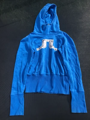 Blå j.lindberg huddie💕 - J lindberg huddie med mudd i storlek medium