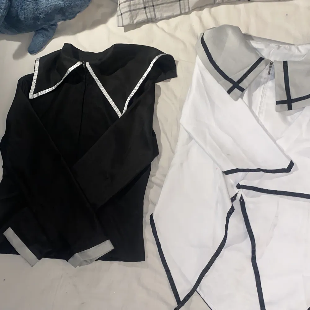 Homura akemi cosplay, says size S but fits like a M - L? It’s big atleast. I safety pined it for it to fit me when I wore it, wore about 2/3 times ‼️ DM FOR MORE PICTURES ‼️ Only outfit not wig, OG price around 500/600. Klänningar.