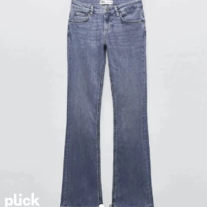 Lågmidjade jeans - Säljer mina lågmidjade jeans från Zara för att de inte kommer till användning❤️