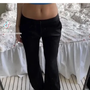 Lågmidjade byxor - S/M