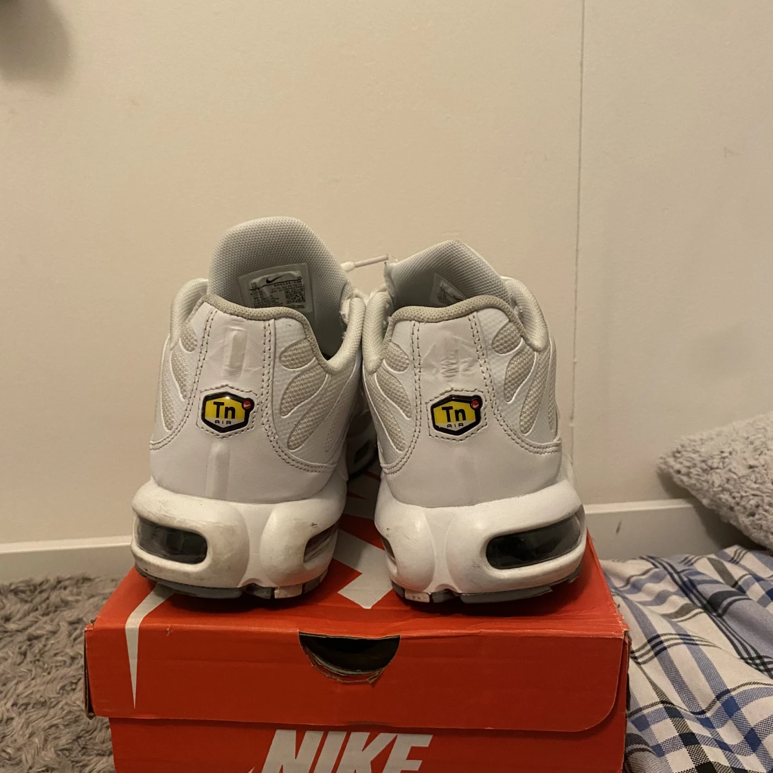 Nike Air Max Plus. - 90