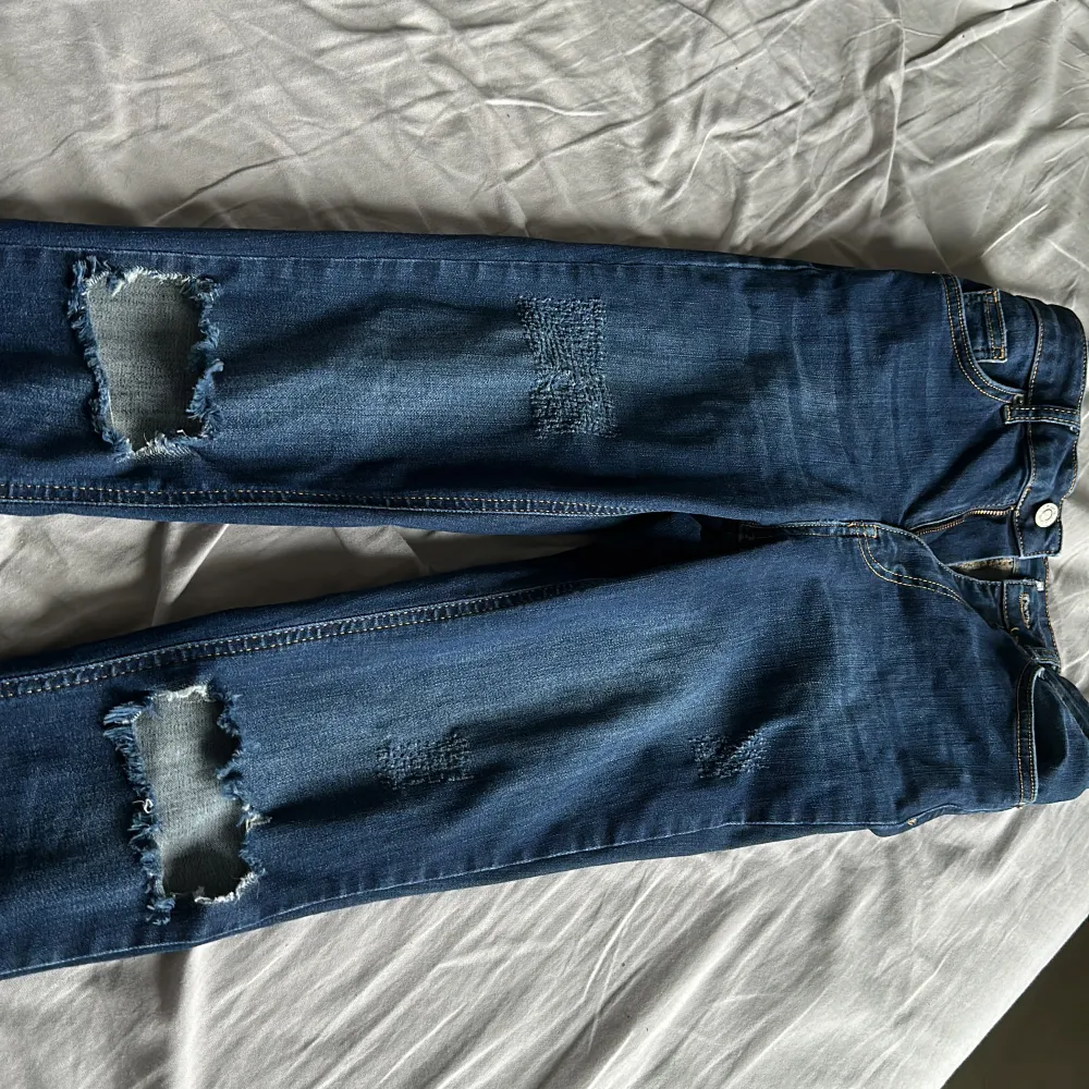 Ett par jeans ifrån nakd i fint skick  Stl s Köparen står för frakten  . Jeans & Byxor.