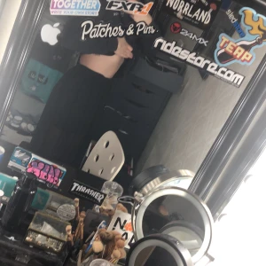 Kjol - Kjol från hm i bra skick, endast använt fåtal gånger och inga skador finns på kjolen