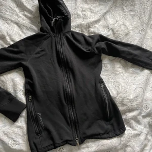 Houdini  - Svart Houdini i bra skick, nypris 2000kr