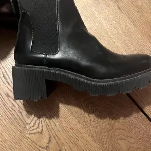 Jättefina Zara ankle boots, lite använda