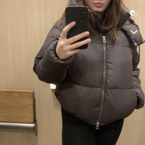 Jacka - Brun vinterjacka i fint skick