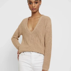 Beige stickad tröja  - Stickad tröja ifrån NA-KD 