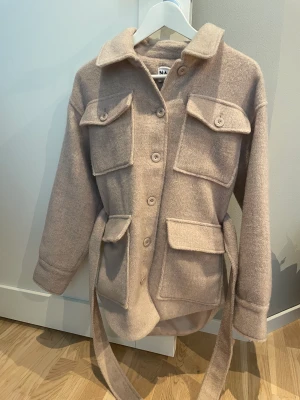 Jacka  - I jättefint skick! Nypris 899kr