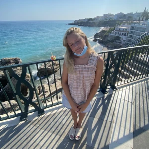 Topp &Otherstories - Superfin beige och vit topp från &Other Stories🌸🌸🌸🌸