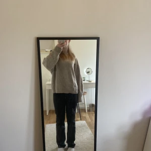 Zara midwaist jeans - Säljer dessa midwaist jeansen från Zara då de blivit försmå för mig! 