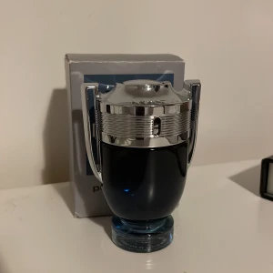 Invictus legend - Säljer min invictus legend knappt använd