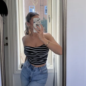 Bandeau topp - En randig bandeau topp, knappt använd!