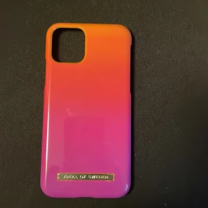 ideal of sweden skal - ideal of sweden skal. till iphone 11 pro. aldrig använt. säljer pga nu telefon