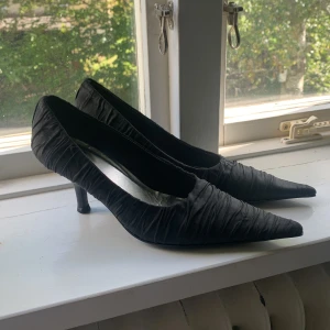 Klackskor - Superfina klackskor köpta från sellpy men aldrig använda🖤