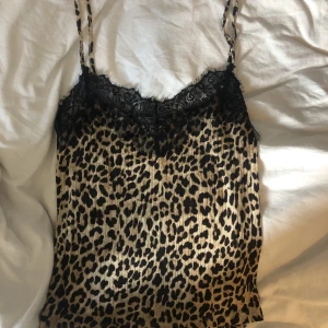 Leopard linne - Super gulligt leopard linne . Skriv för fler bilder och mått 💕