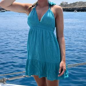 Söt blå klänning från pull&bear 🦋kommer tyvärr inte till användning